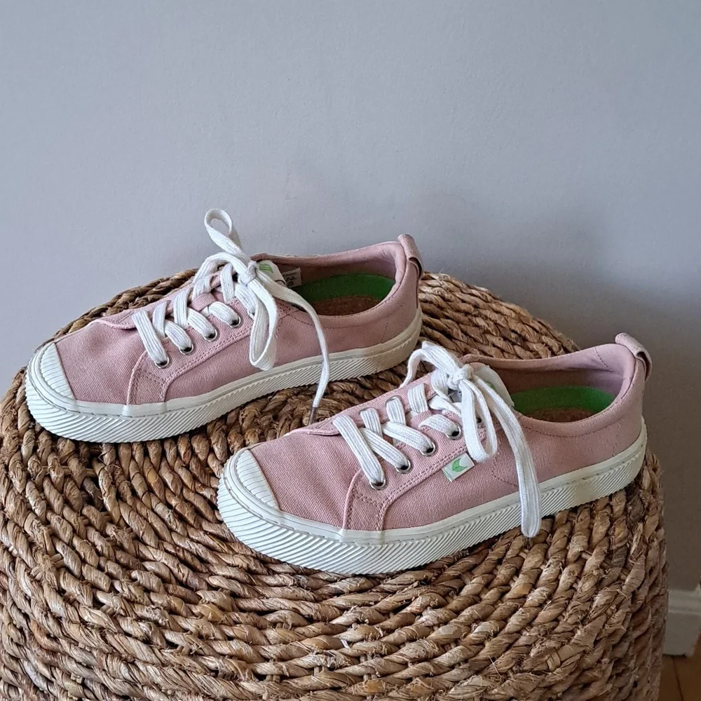 Cariuma Womens Rio Brazil Rose Pink Canvas Casual/Athleisure/Preppy Sneakers S-7